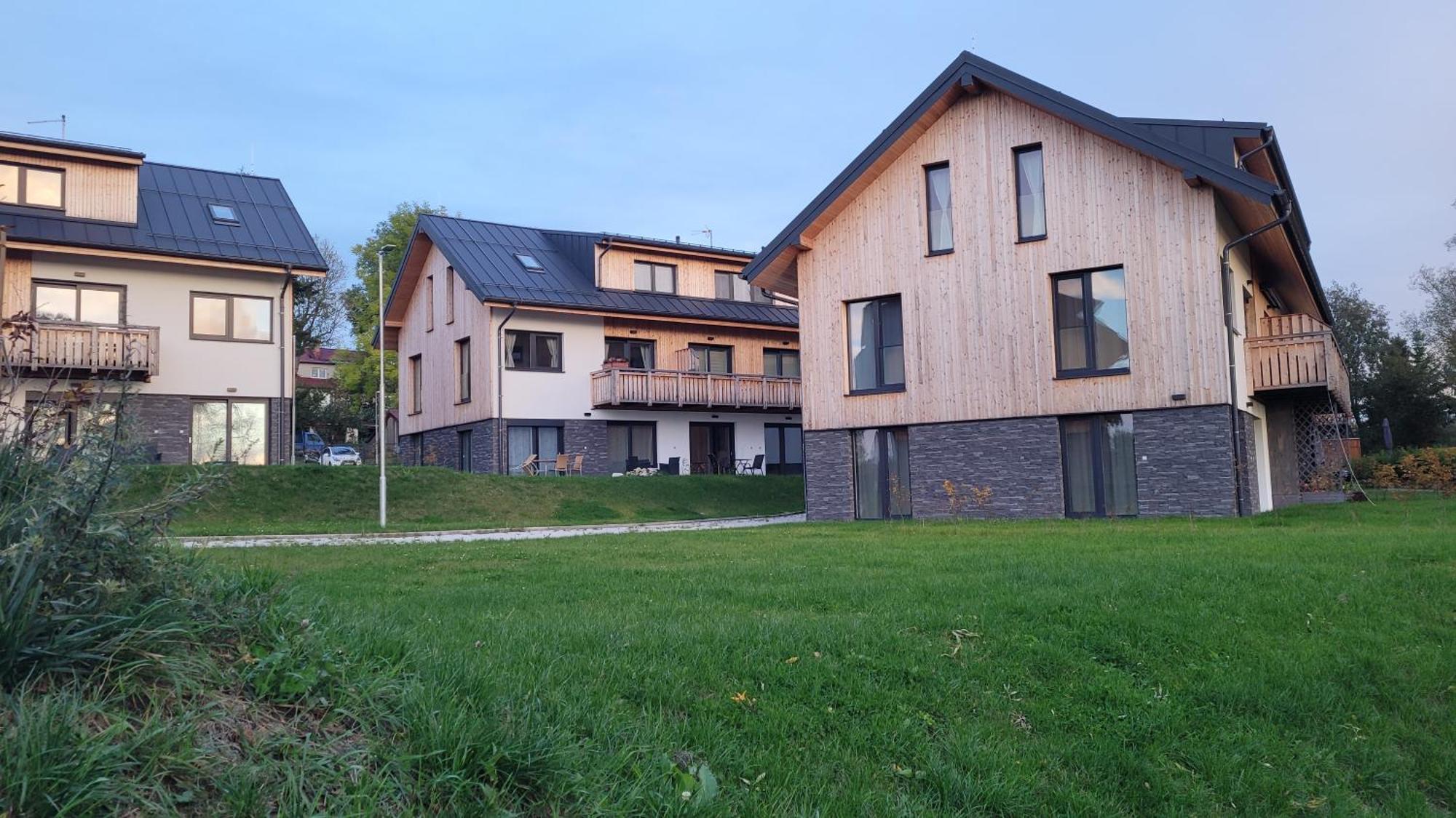 Amali Deluxe Apartament *